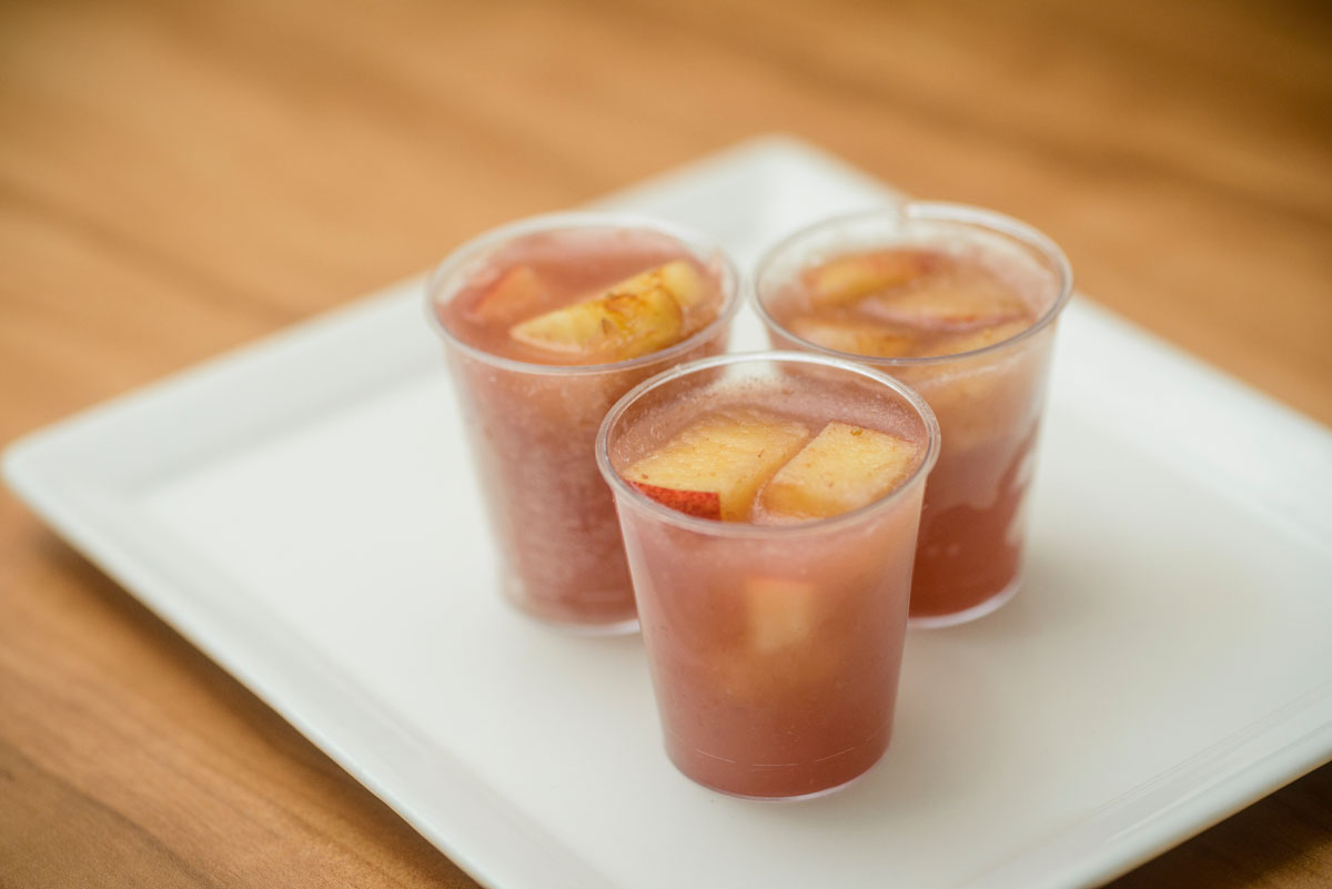 strawberry-apple-lunchbox-jelly-shots